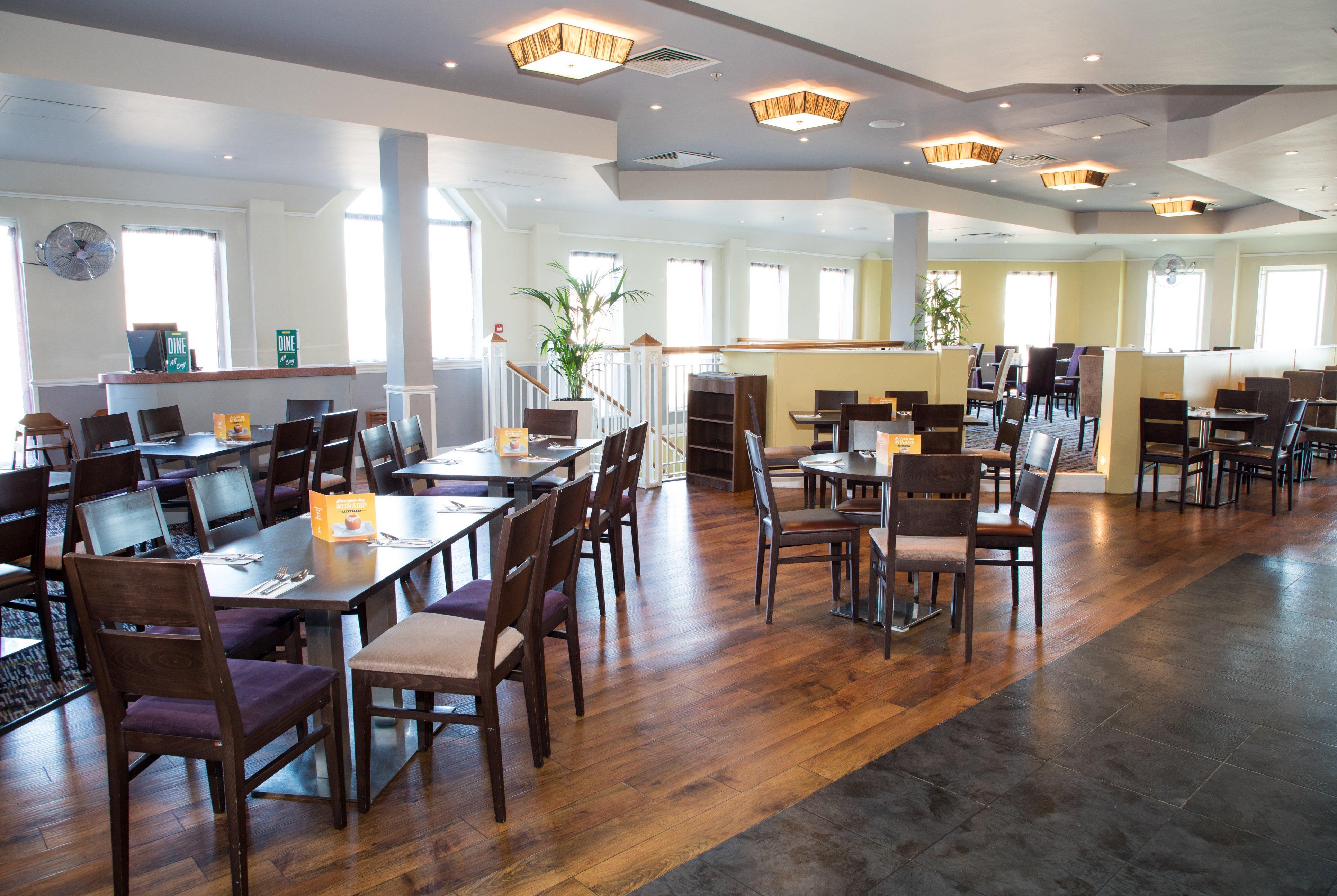 Holiday Inn Slough Windsor By Ihg מראה חיצוני תמונה