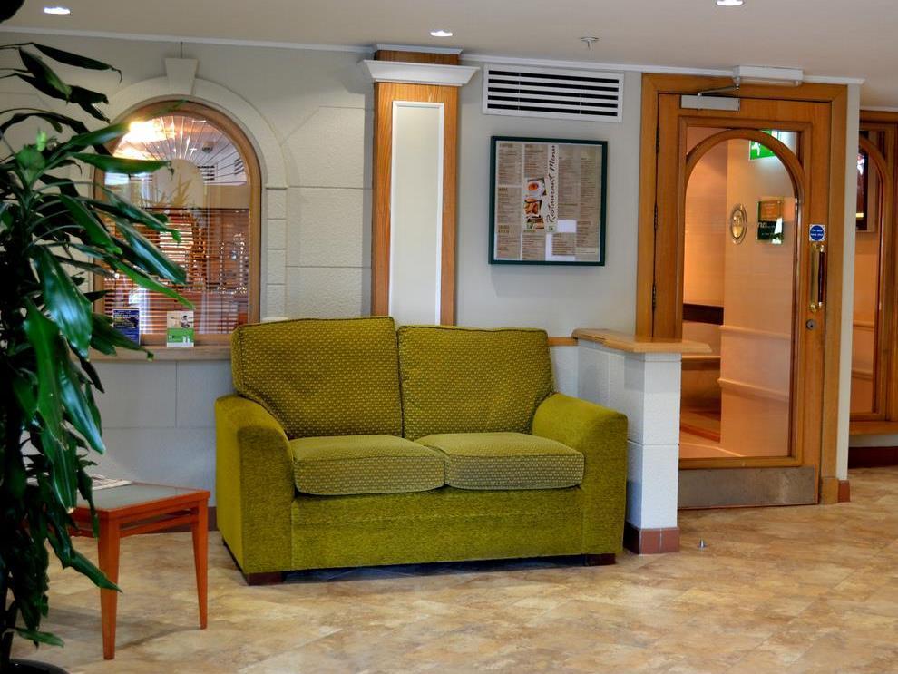 Holiday Inn Slough Windsor By Ihg מראה חיצוני תמונה