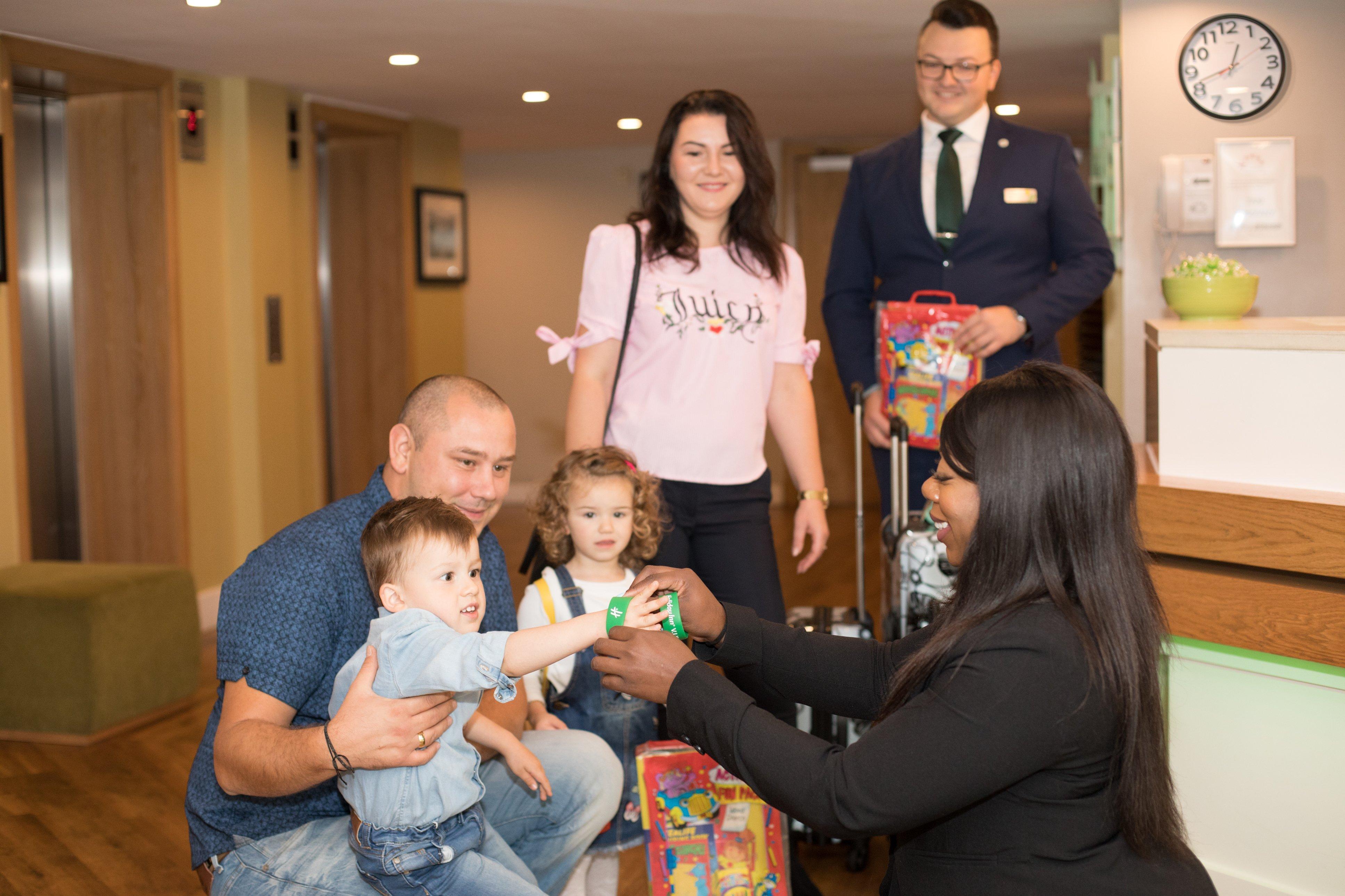 Holiday Inn Slough Windsor By Ihg מראה חיצוני תמונה