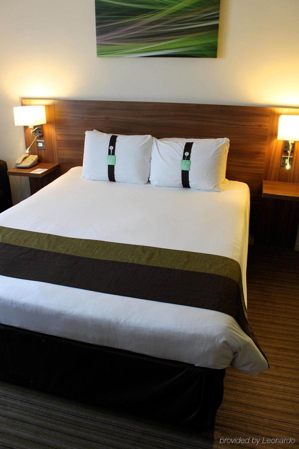 Holiday Inn Slough Windsor By Ihg מראה חיצוני תמונה