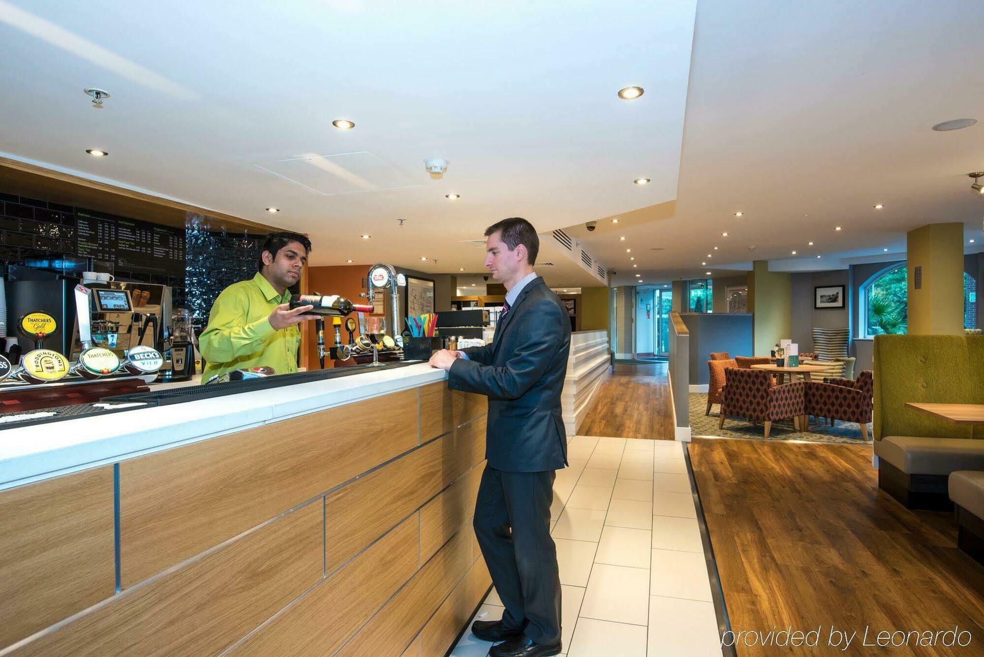 Holiday Inn Slough Windsor By Ihg מראה חיצוני תמונה